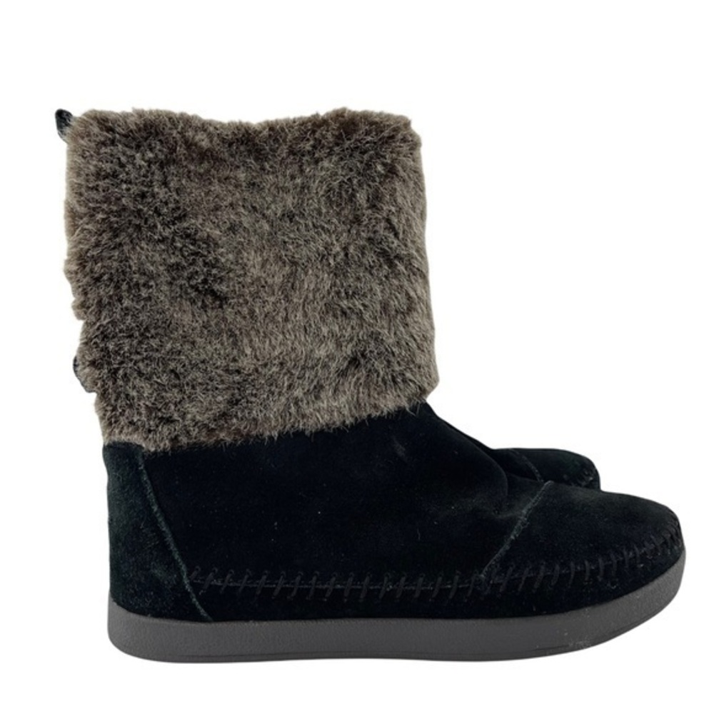 TOMS faux fur and suede boots size 8